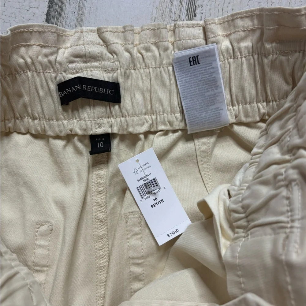 NWT Banana Republic Sierra Moleskin Cargo Pants Size 10P